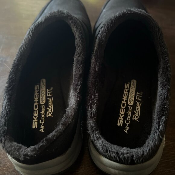 Sketchers Air-cooled Memory Foam Relaxed Fit Black Chenille Lined Clogs Size 9 - Picture 3 of 4